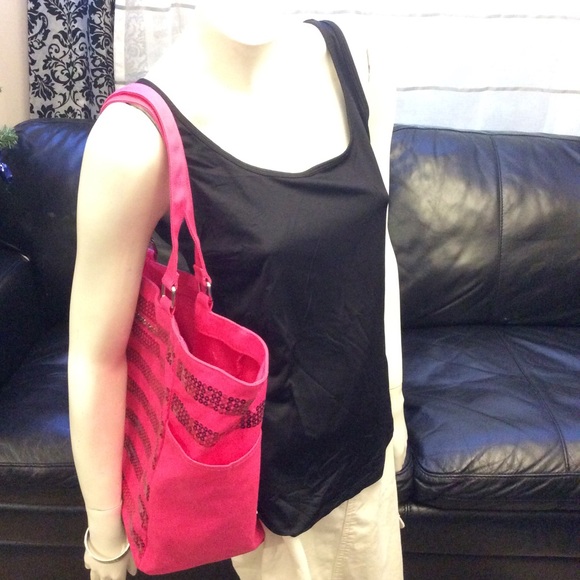 NWOT hot pink sequinned Victoria’s Secret tote - Picture 3 of 8